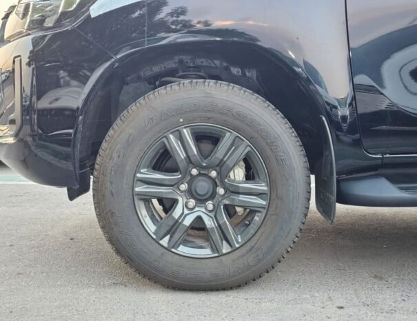TOYOTA HILUX Image 20
