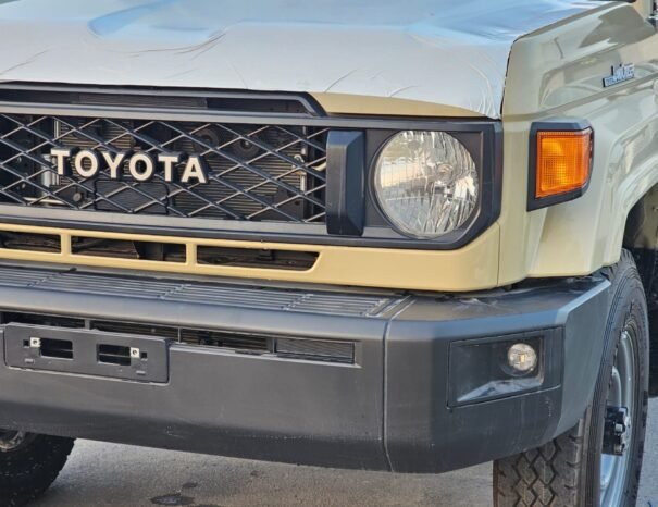 TOYOTA LANDCRUISER HARD-TOP Image 22
