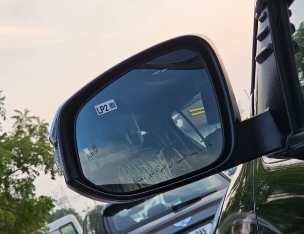 TOYOTA HILUX Image 25