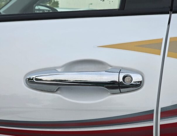 TOYOTA HILUX Image 24