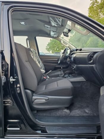 TOYOTA HILUX Image 12