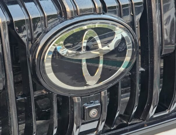 TOYOTA LANDCRUISER PRADO Image 25
