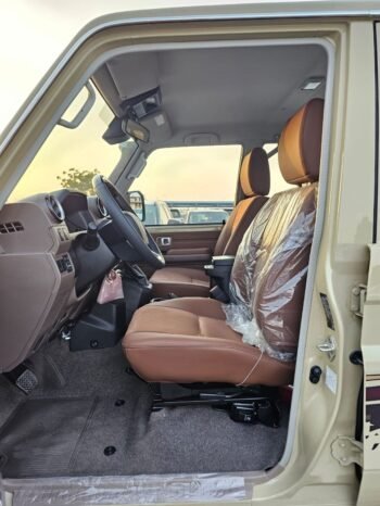 TOYOTA LANDCRUISER HARD-TOP Image 20