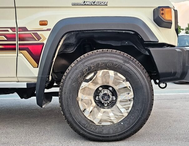 TOYOTA LANDCRUISER HARD-TOP Image 27