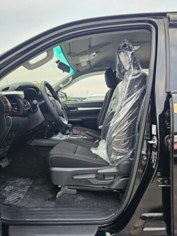 TOYOTA HILUX Image 10