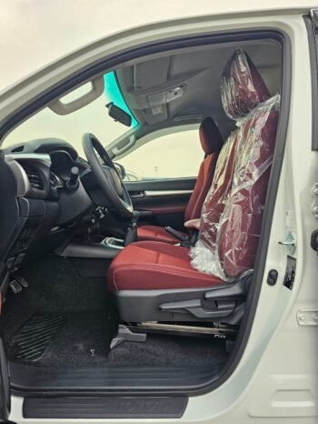 TOYOTA HILUX Image 26