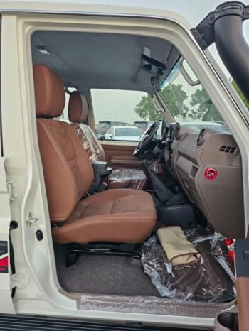 TOYOTA LANDCRUISER HARD-TOP Image 29