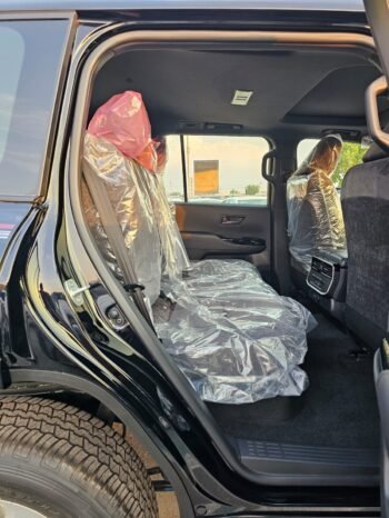 TOYOTA LANDCRUISER Image 16