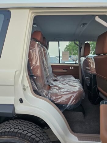 TOYOTA LANDCRUISER HARD-TOP Image 15