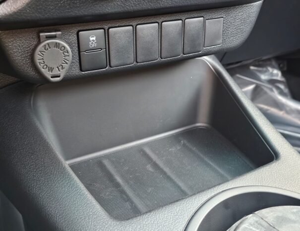 TOYOTA HILUX Image 5