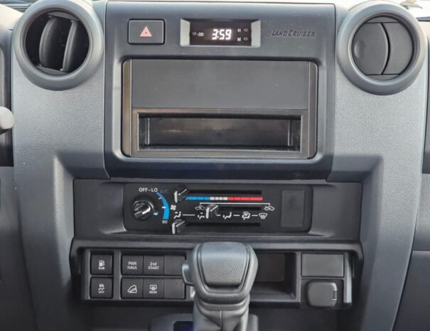 TOYOTA LANDCRUISER HARD-TOP Image 4