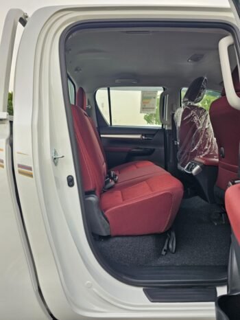 TOYOTA HILUX Image 13