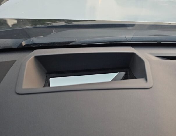 LEXUS LX 600 Image 4