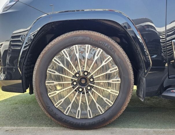 LEXUS LX700h Image 27