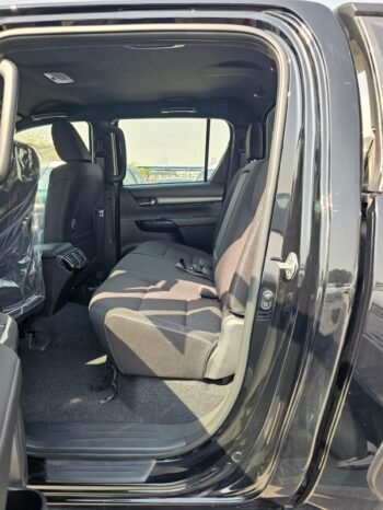 TOYOTA HILUX Image 2