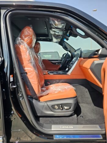 LEXUS LX700h Image 29