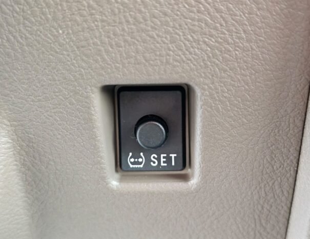 TOYOTA LANDCRUISER HARD-TOP Image 9