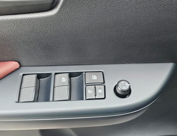TOYOTA HILUX Image 16