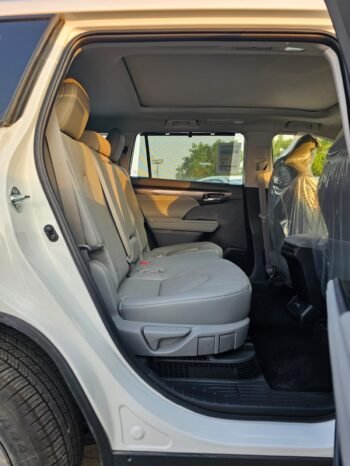 TOYOTA HIGHLANDER Image 15