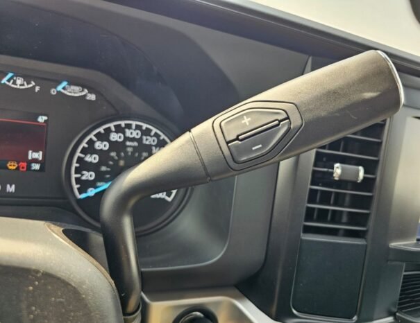 FORD F550 Image 6