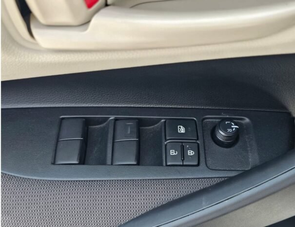 TOYOTA COROLLA Image 9