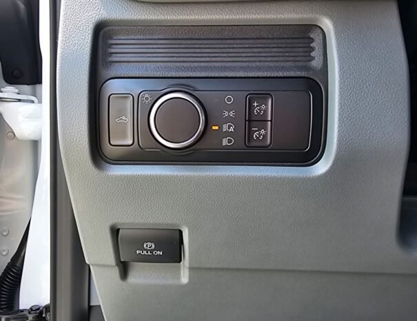 FORD F550 Image 8