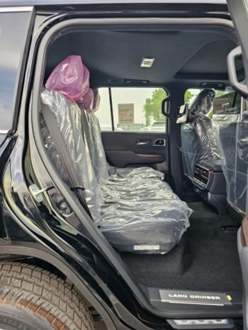 TOYOTA LANDCRUISER Image 15