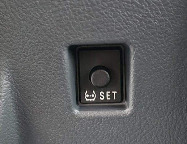 TOYOTA LANDCRUISER HARD-TOP Image 10