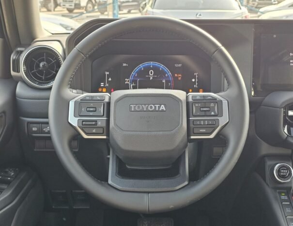 TOYOTA LANDCRUISER PRADO Image 3