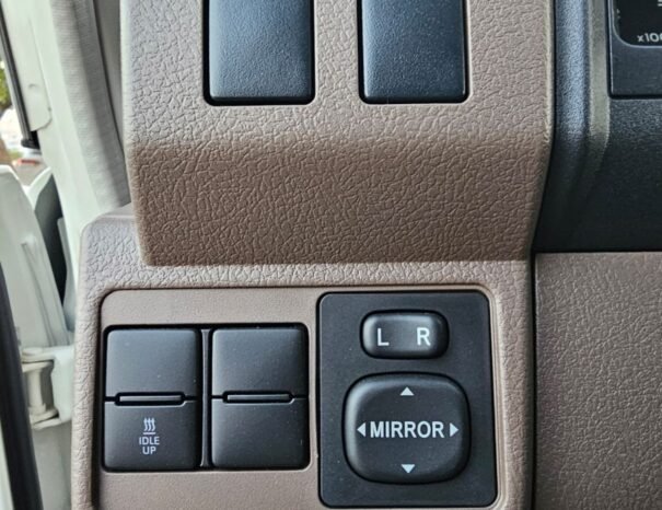 TOYOTA LANDCRUISER HARD-TOP Image 10