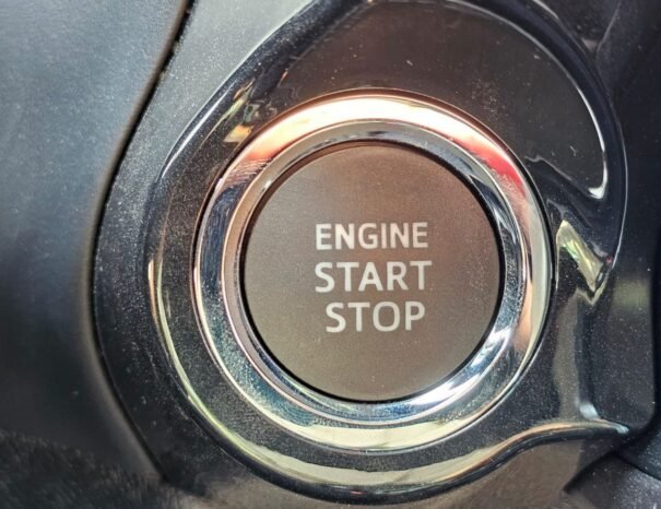 TOYOTA HILUX Image 12