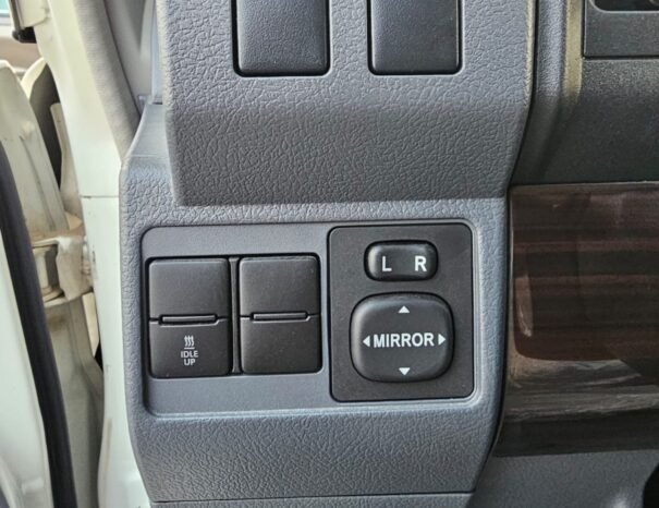 TOYOTA LANDCRUISER HARD-TOP Image 12