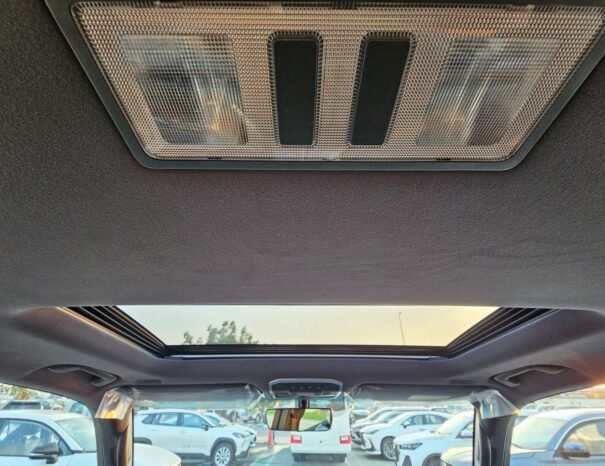 TOYOTA LANDCRUISER Image 11