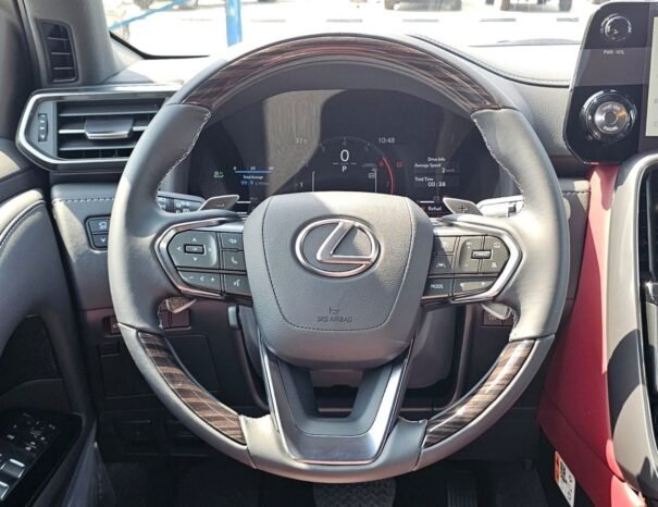 LEXUS LX 600 Image 7