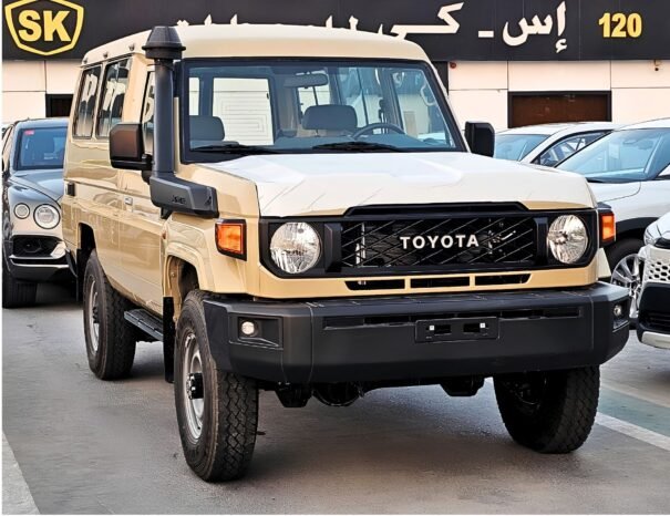 TOYOTA LANDCRUISER HARD-TOP Image 15