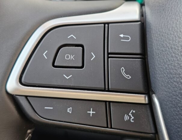 TOYOTA HIGHLANDER Image 8