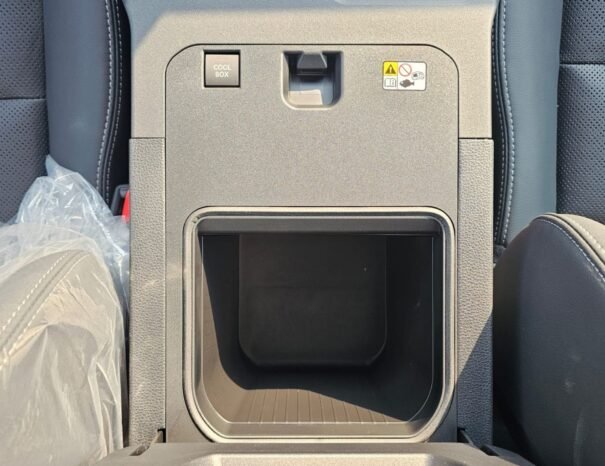 TOYOTA LANDCRUISER PRADO Image 11