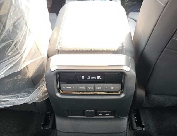 TOYOTA LANDCRUISER PRADO Image 12