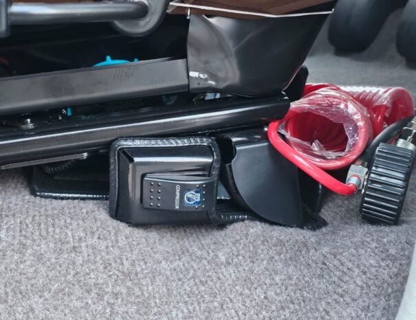 TOYOTA LANDCRUISER HARD-TOP Image 3