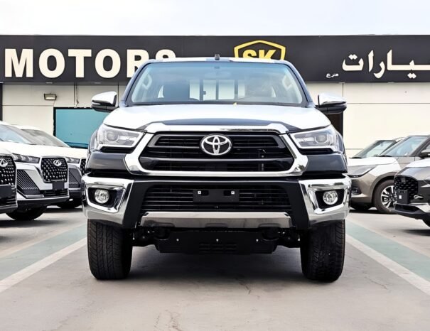 TOYOTA HILUX SR5 WIDE BODY DOUBLE CABIN 2026 PETROL V4 2.7L AT