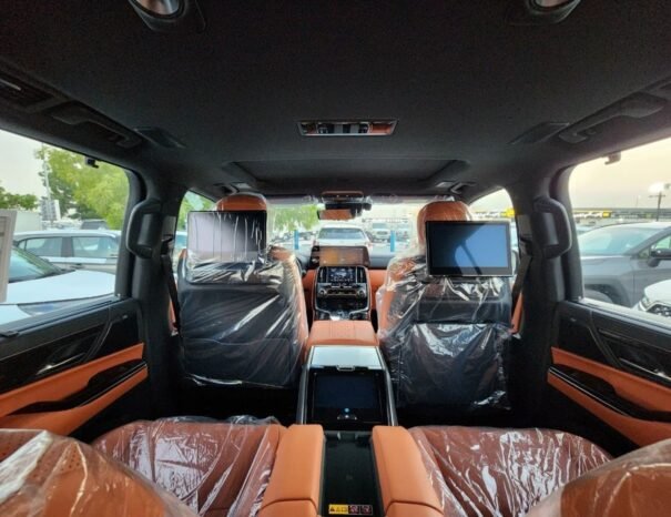 LEXUS LX700h Image 11