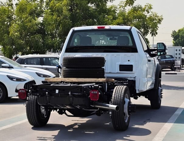 FORD F550 Image 19