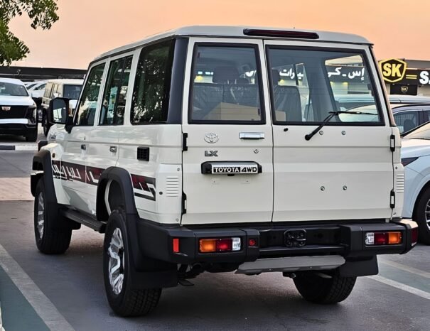 TOYOTA LANDCRUISER HARD-TOP Image 19