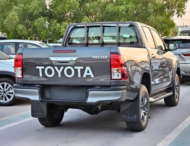 TOYOTA HILUX Image 16