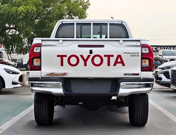 TOYOTA HILUX Image 20