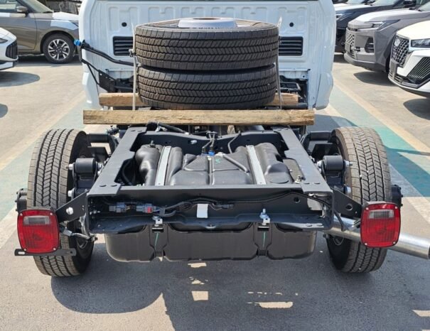 FORD F550 Image 22