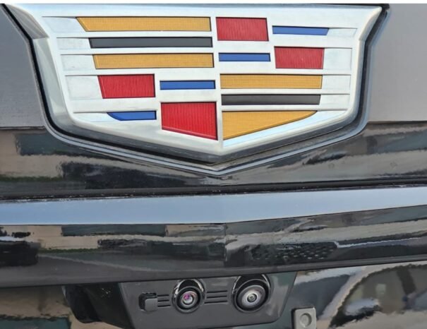 CADILLAC ESCLADE Image 22