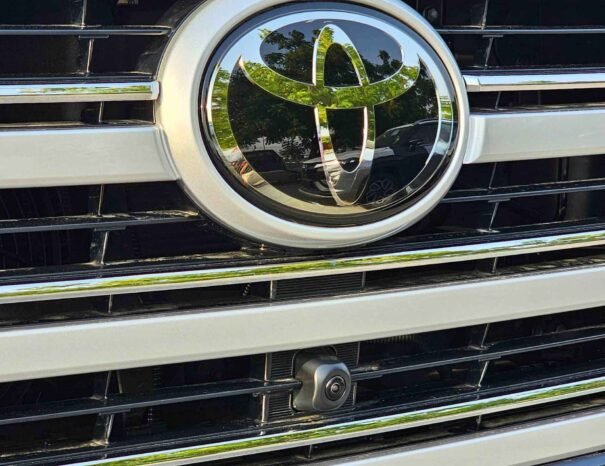 TOYOTA LANDCRUISER Image 23