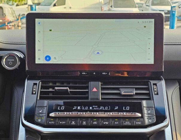 TOYOTA LANDCRUISER Image 4