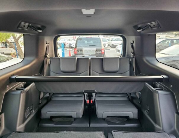 TOYOTA PRADO Image 17